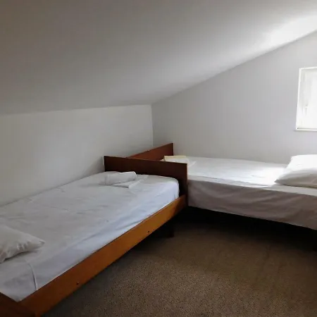 Apartman Charming Karlo